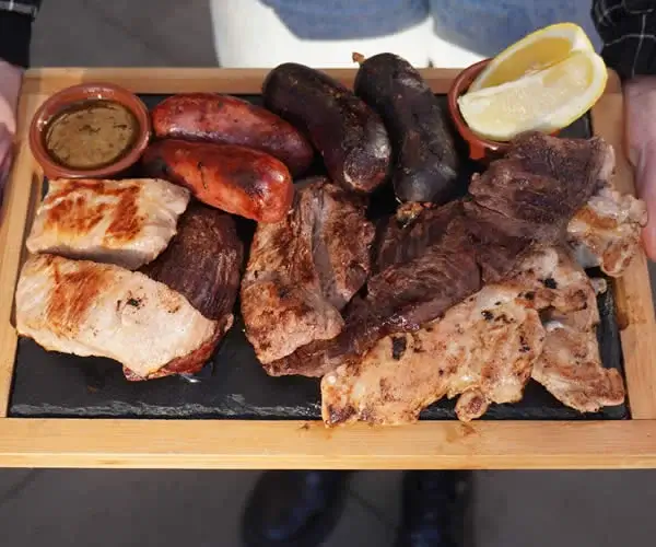PARRILLADA PAPANATO.